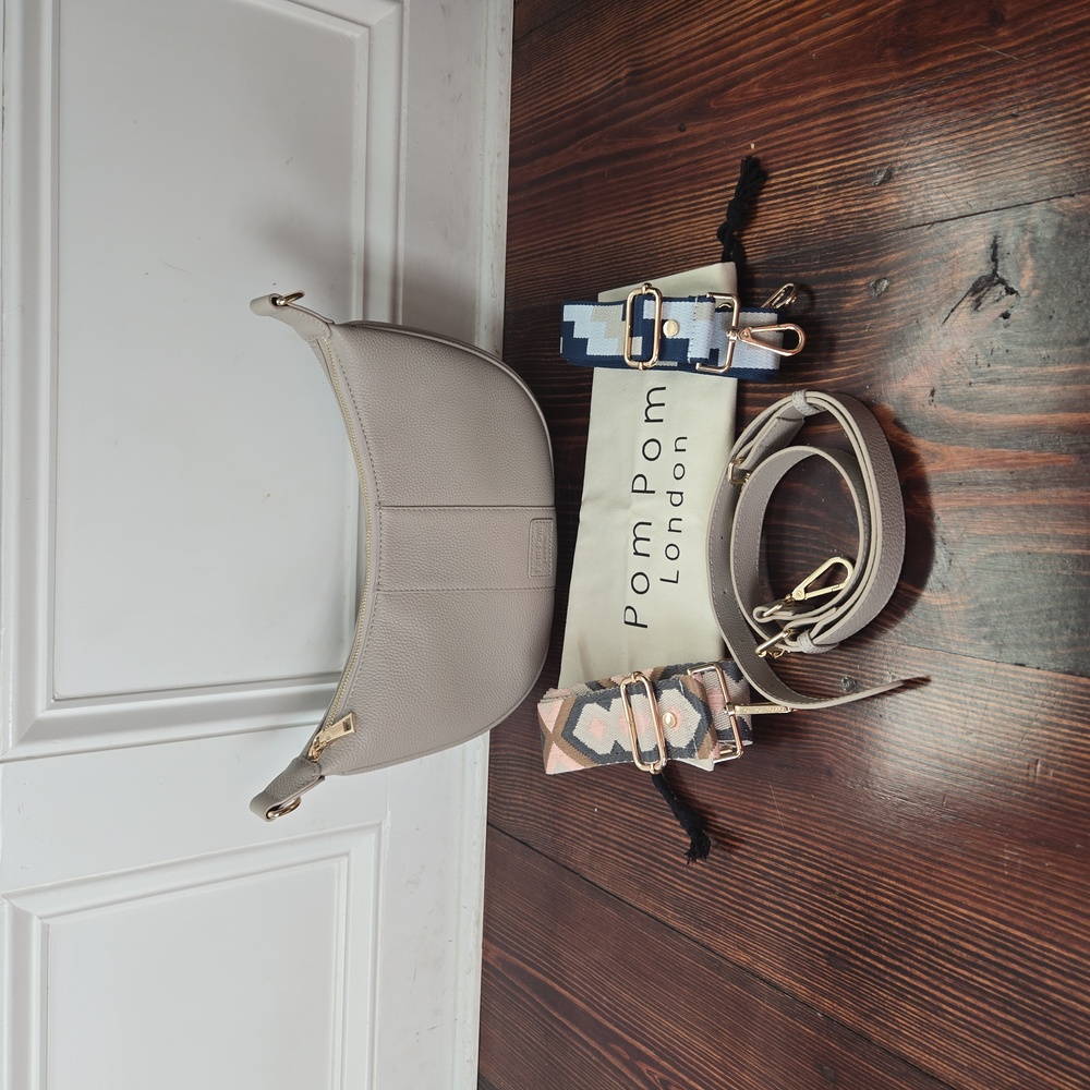 Pom Pom London Sutton Sling Bag In Stone BNNU
